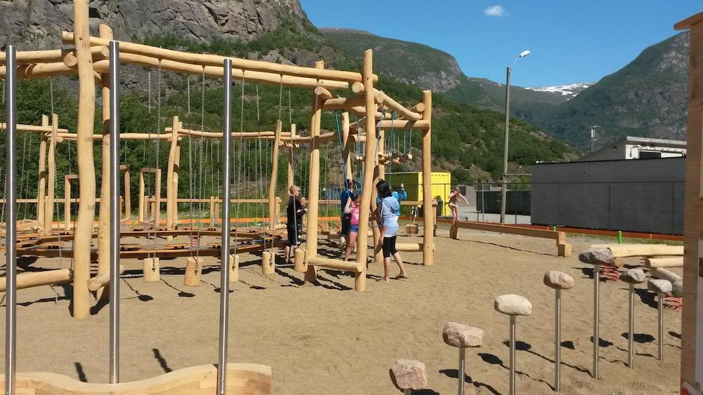 Laerdal Ferie- Og Fritidspark Laerdalsoyri Exterior foto
