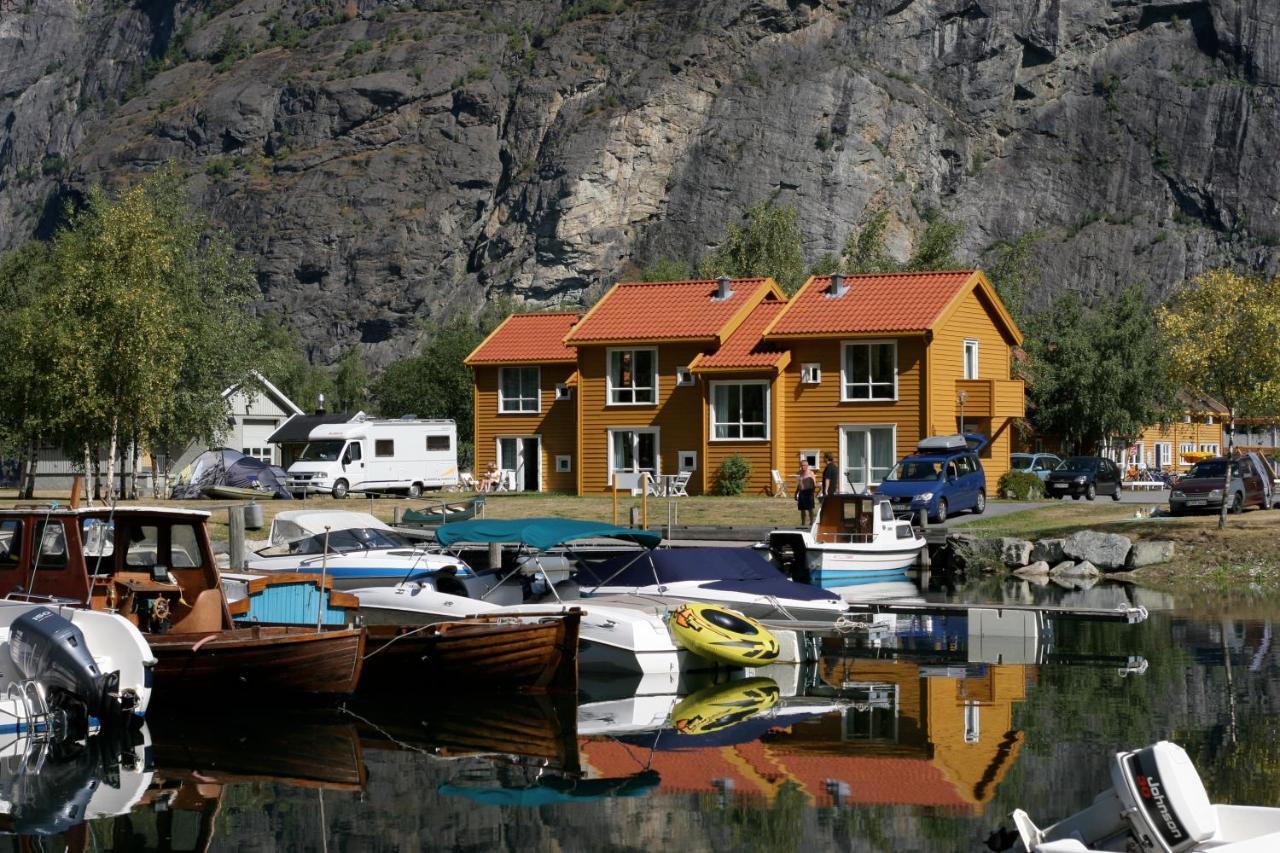 Laerdal Ferie- Og Fritidspark Laerdalsoyri Exterior foto