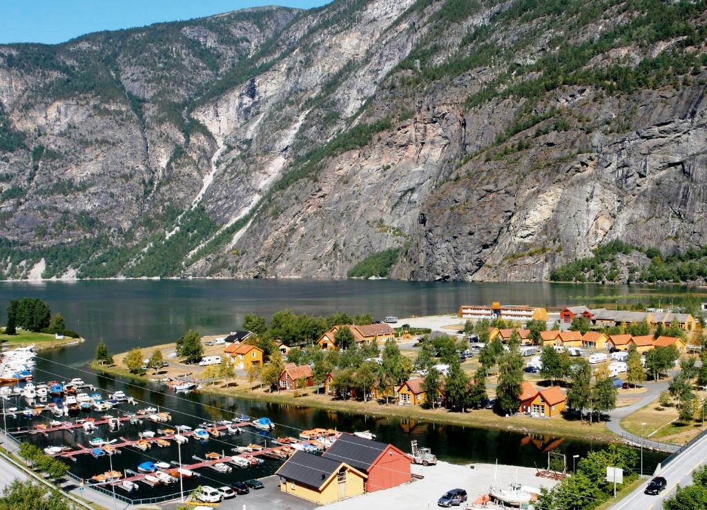 Laerdal Ferie- Og Fritidspark Laerdalsoyri Exterior foto