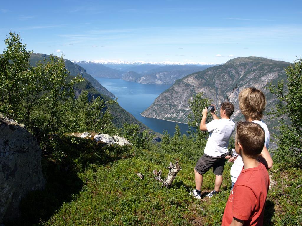 Laerdal Ferie- Og Fritidspark Laerdalsoyri Exterior foto