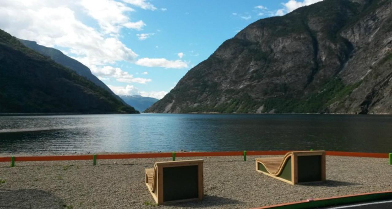 Laerdal Ferie- Og Fritidspark Laerdalsoyri Exterior foto